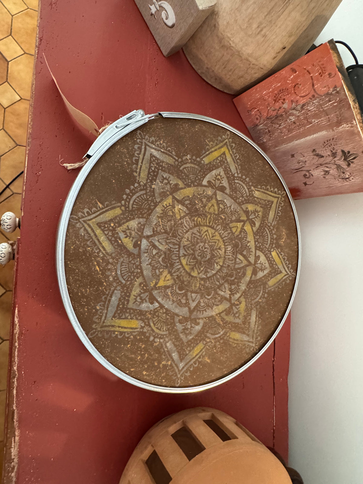 Boîte à Secret ronde - Chocolate Brown & Marvellous Mustard