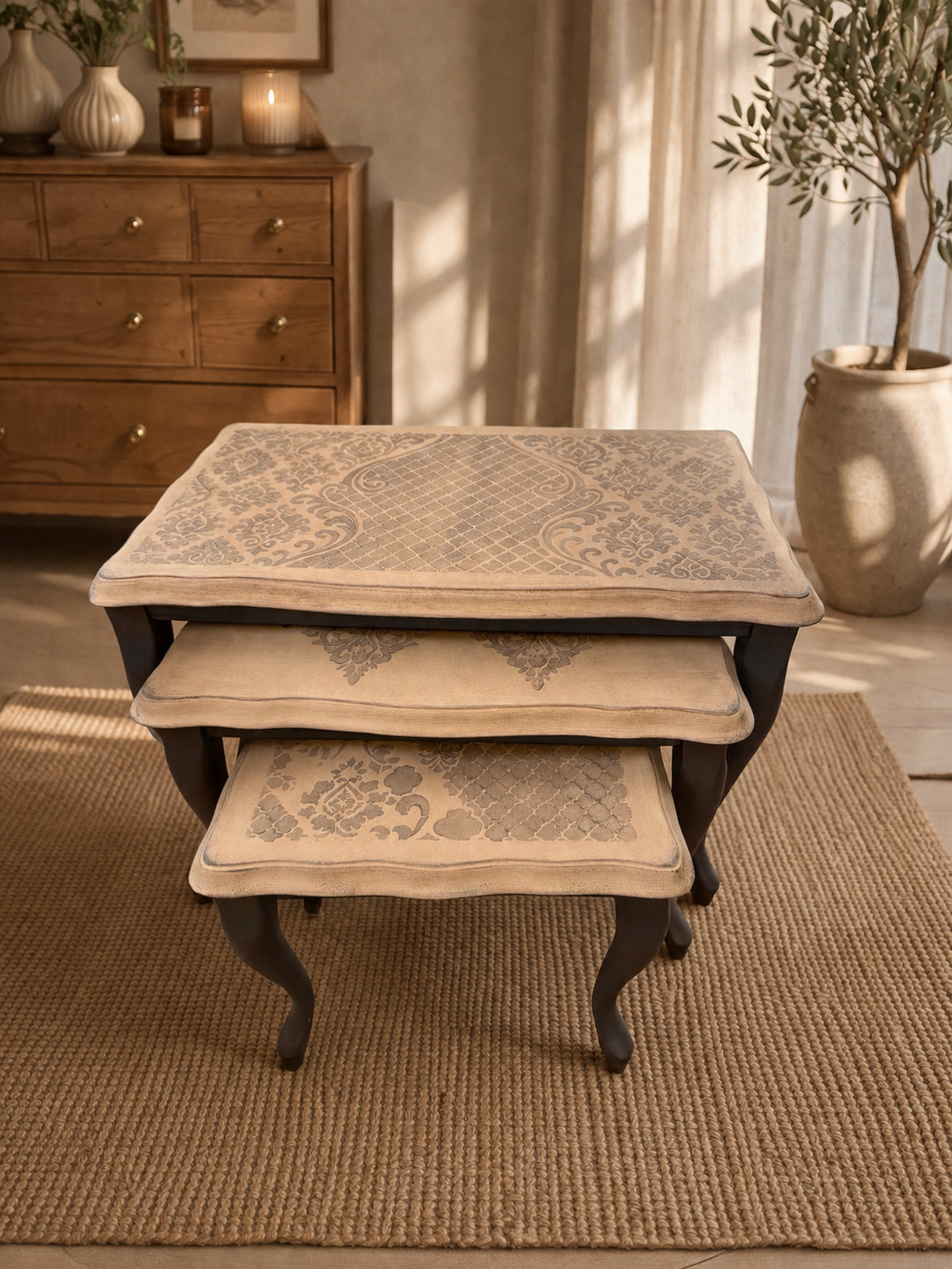 Table gigogne intemporelle - Soft Cream & Anthracite Bronze