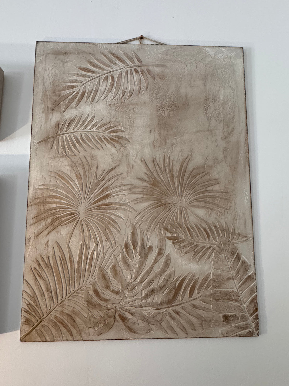 Parcours de feuilles, relief sur planche 80×60 cm